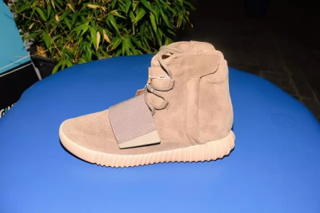 可能是目前最贵的 10 双运动鞋，Yeezy 并不是老大